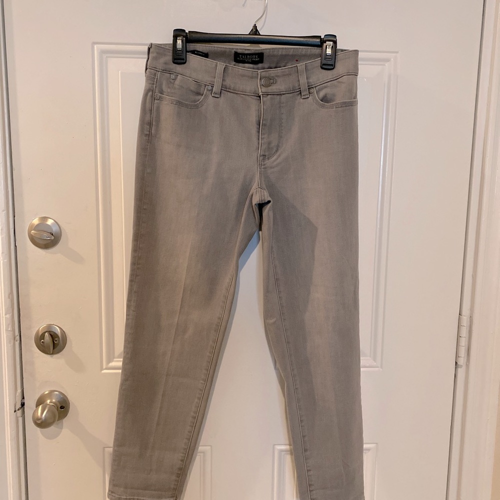 Petite Grey Jeans!